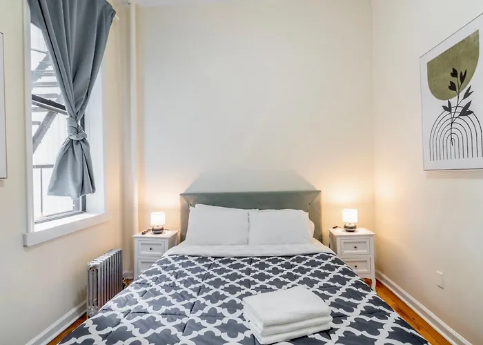 2 Bedroom Hidden Upscale Oasis