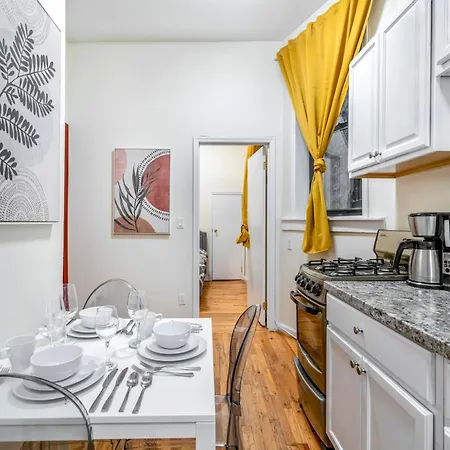 2 Bedroom Hidden Upscale Oasis New York Extérieur photo